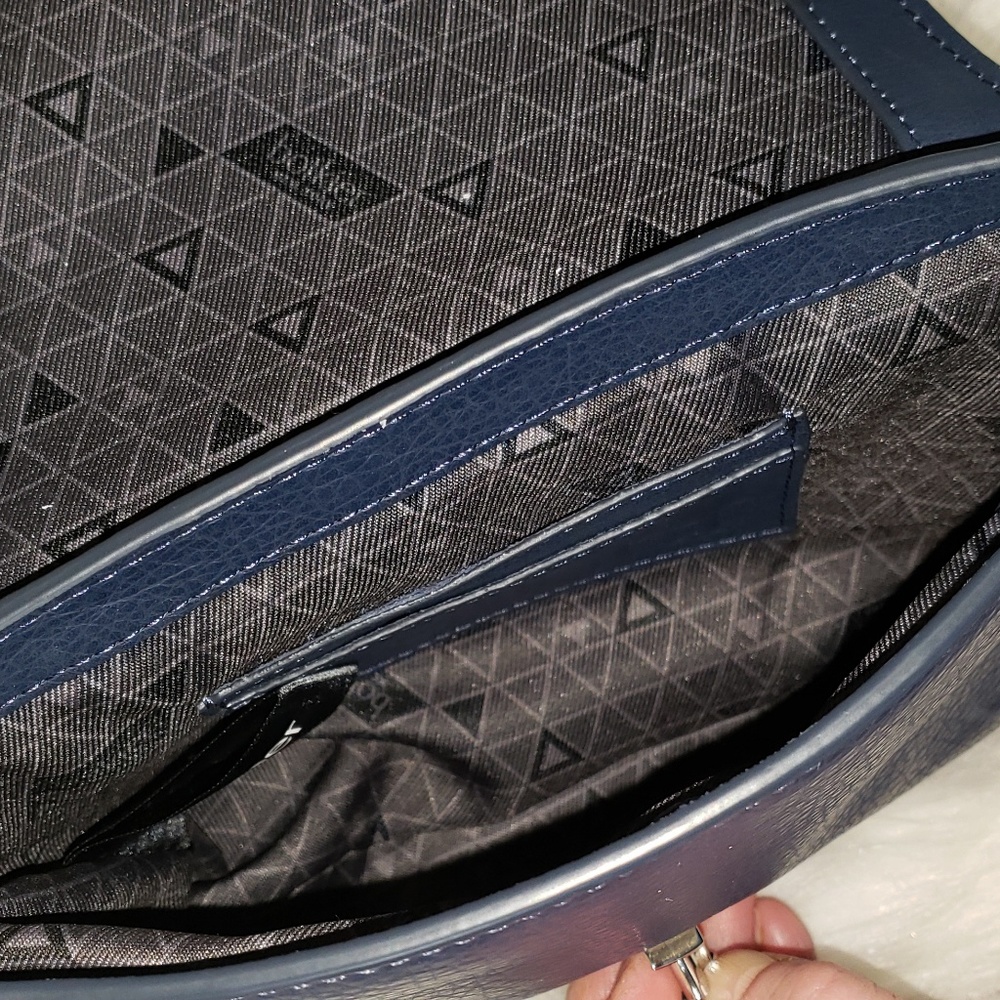 Botkier Purse - Picture 5 of 8